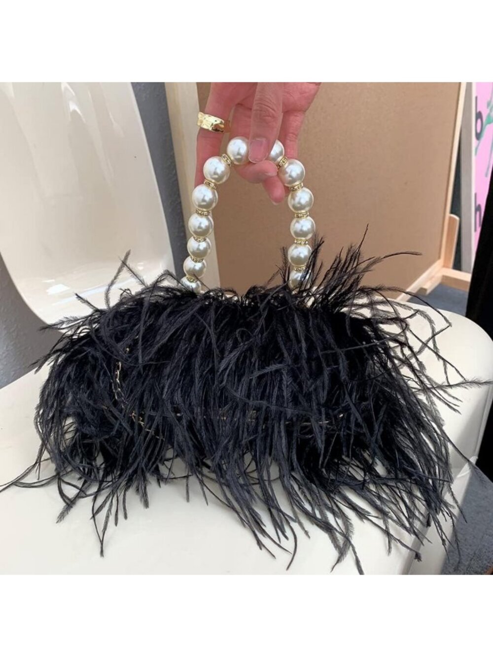 Elegant Natural Ostrich Feather Clutch Bag - Vintage Evening Purse for Banquet - Picture 4 of 8